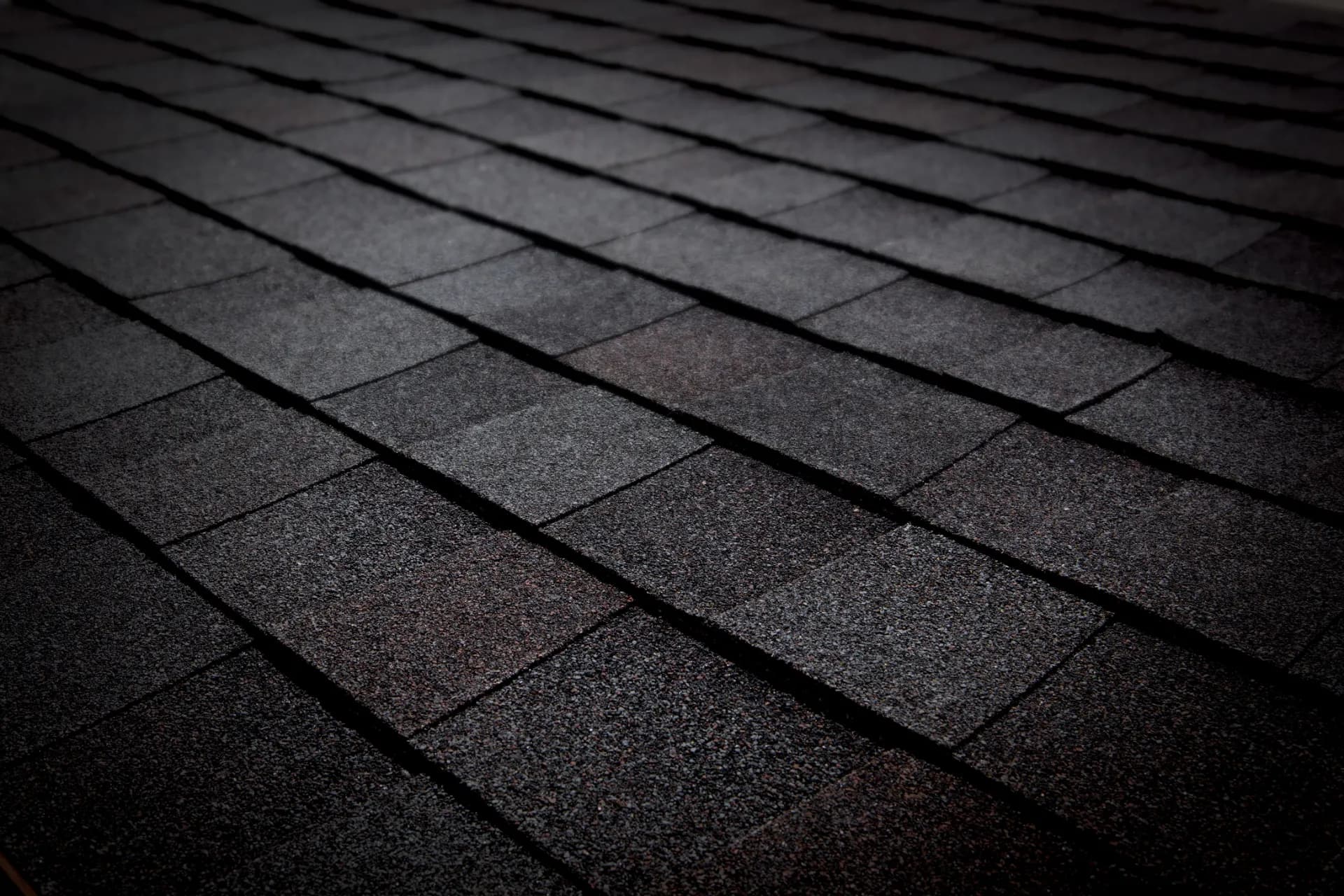 Dark architectural shingles